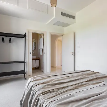 Donna Sofia By Perle Di Puglia *